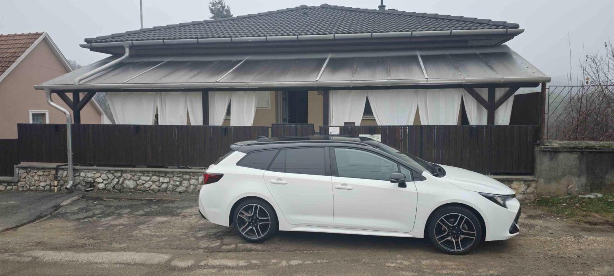 Lugas Apartman Miskolctapolca 2 Haloszoba Dezsa Es Jakuzzi Koezel A Barlangfuerdohoez Esterno foto